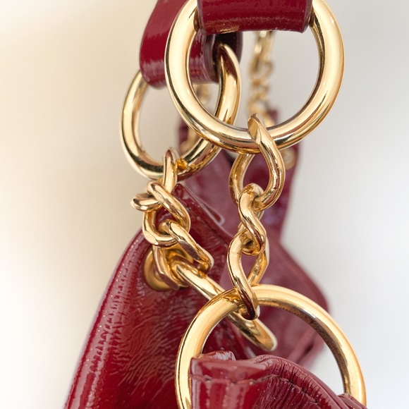 HOBO scarlet patent leather shoulder bag, exc cond - Picture 9 of 9